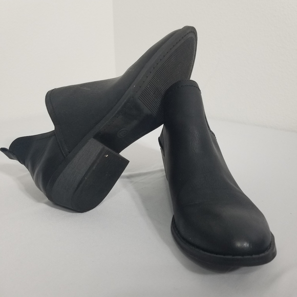 Universal Threads Booties Black - Picture 5 of 8